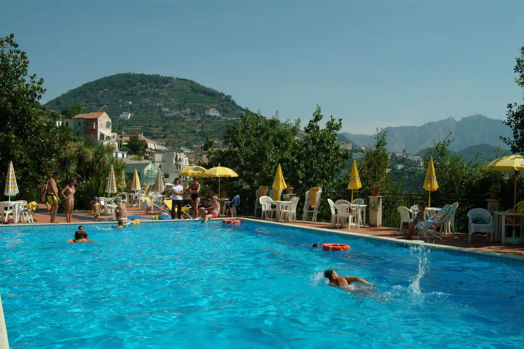 Hotel Villa Giuseppina Равелло Экстерьер фото