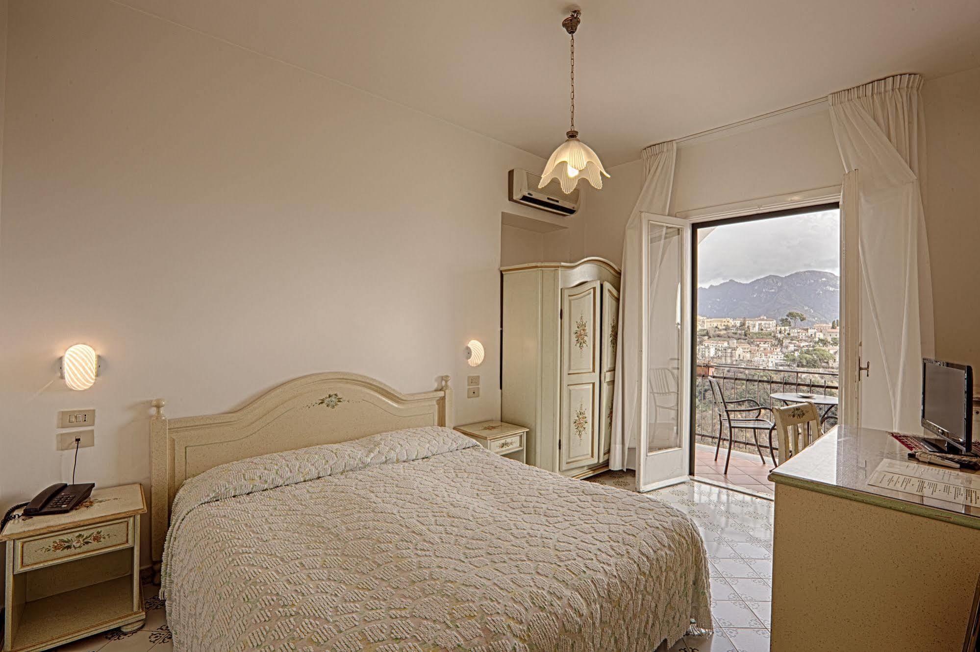 Hotel Villa Giuseppina Равелло Экстерьер фото